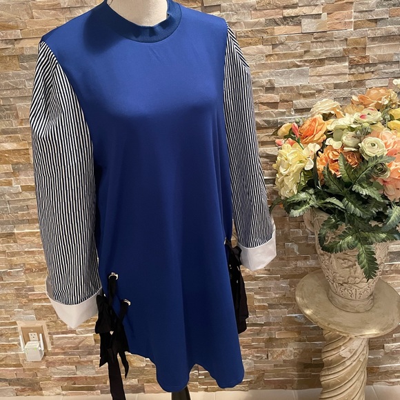 TOV Shift Dress - Picture 1 of 8